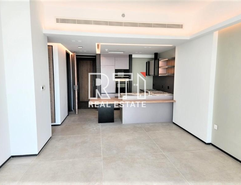 MODERN DESIGN |   | SPACIOUS LAYOUT   | NEW APARTMENT